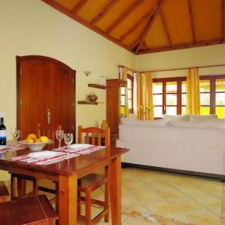 Villa With Hydromassage Tub, Private Pool, Barbecue In Corralejo
