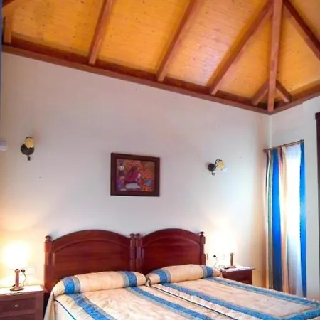 Villa With Hydromassage Tub, Private Pool, Barbecue In *