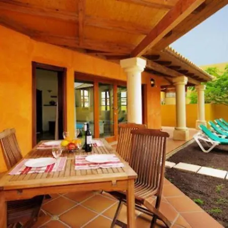 With Hydromassage Tub, Private Pool, Barbecue In Villa