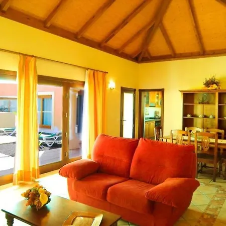 Villa With Hydromassage Tub, Private Pool, Barbecue In